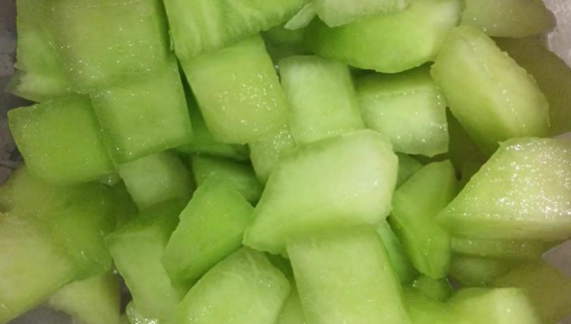 How to Cut a Honeydew Melon