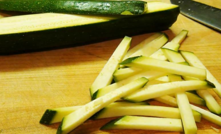 How to Dice Zucchini